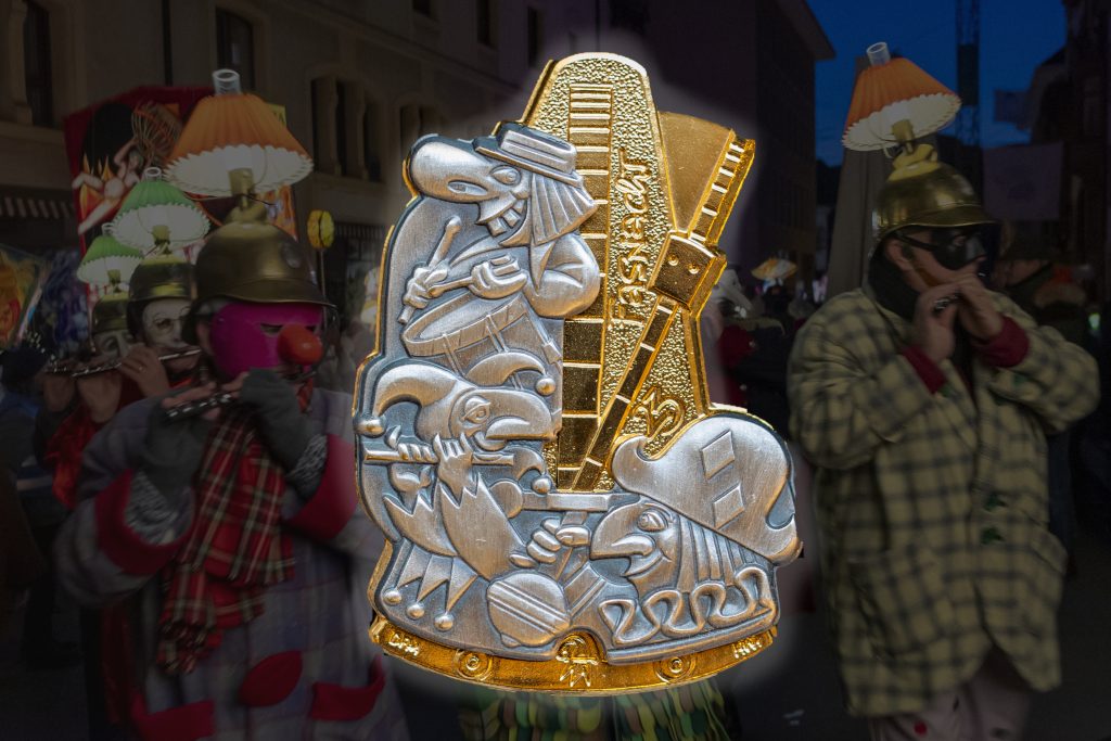 «Zämme im Taggt» – das ist die Fasnachtsplakette 2023