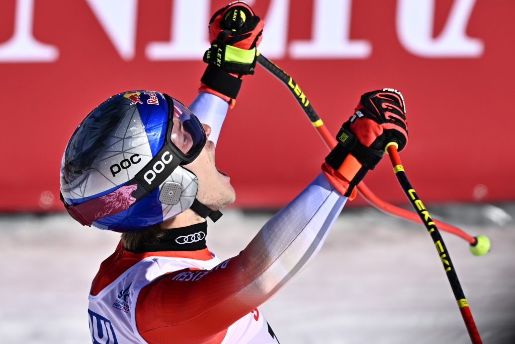 Odermatt krönt sich zum Abfahrtsweltmeister