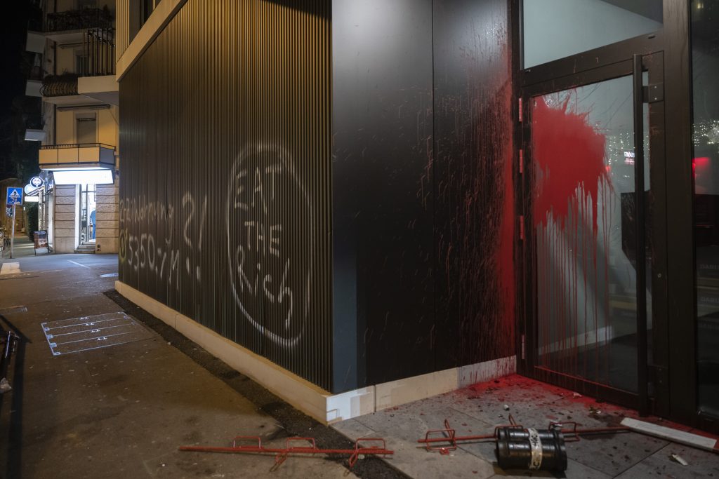 Grosser Sachschaden nach Demo gegen Wohnungsnot in Zürich