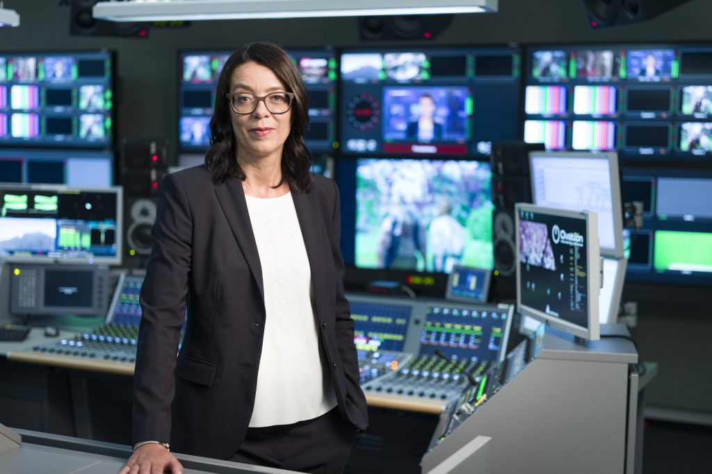 SRF erreicht Sparziel und sistiert geplanten Stellenabbau