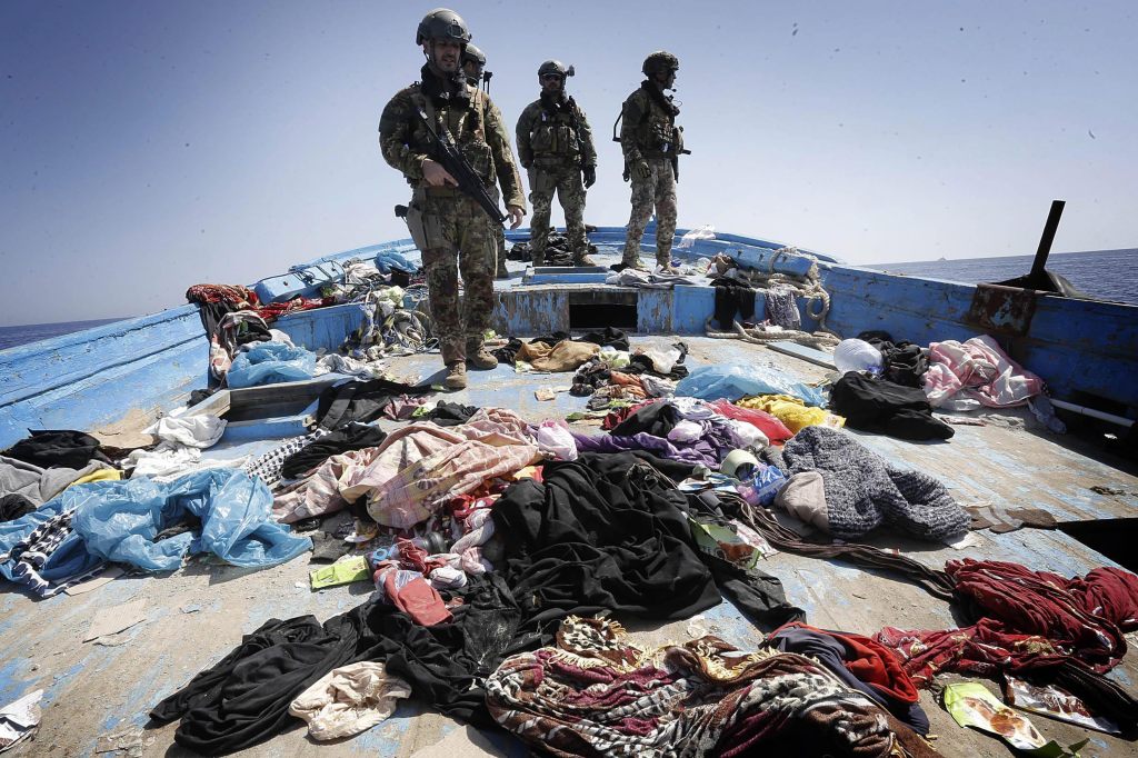 Wieder viele Migranten tot vor Tunesiens Küste geborgen