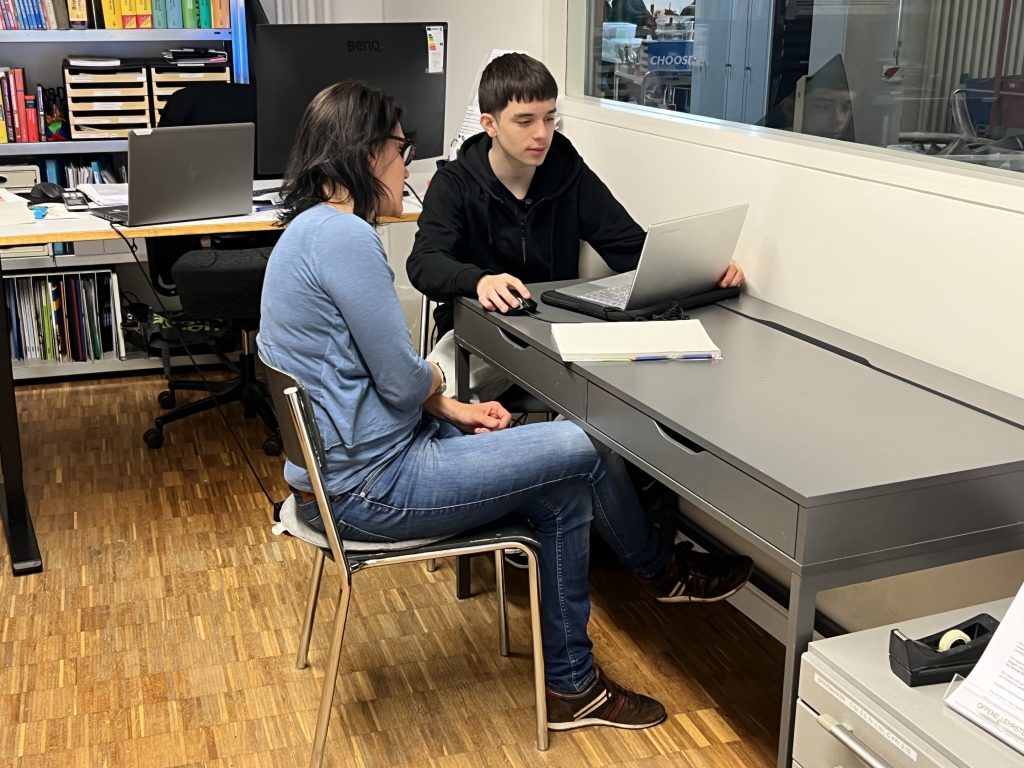 «Choose» hilft Jugendlichen beim Einstieg in die Arbeitswelt