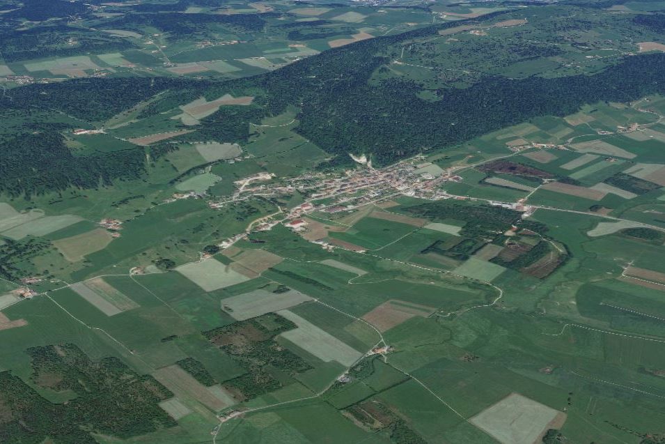 Drei Menschen sterben bei Flugzeugabsturz im Kanton Neuenburg