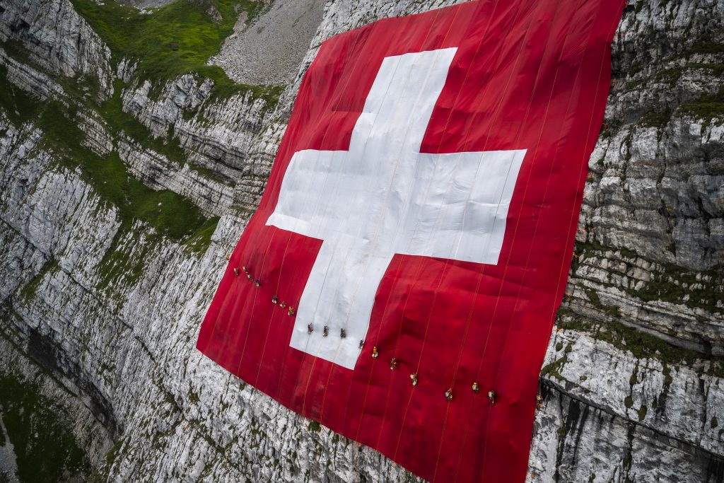 Die grösste Schweizerfahne der Welt wird am 1. August nicht hängen