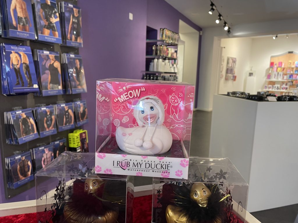 Vom Schmuddelparadies zur Sextoy-Boutique: «Marty's Peepstore» eröffnet an neuem Standort