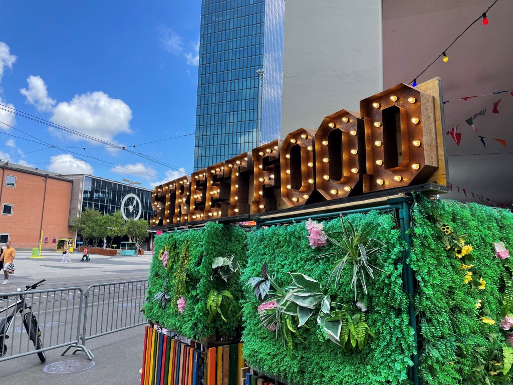 Currywurst-Standbetreiber: "Vegan und vegetarisch ist immer mehr im Trend"