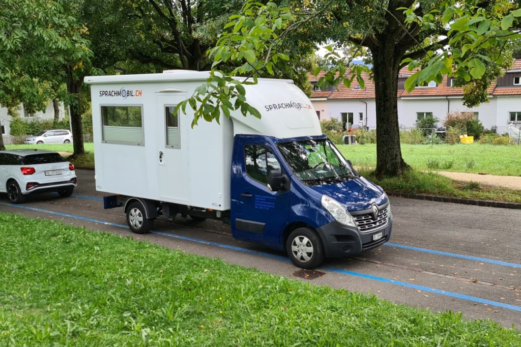 Sprachmobil macht bald regelmässig im Gundeli Halt