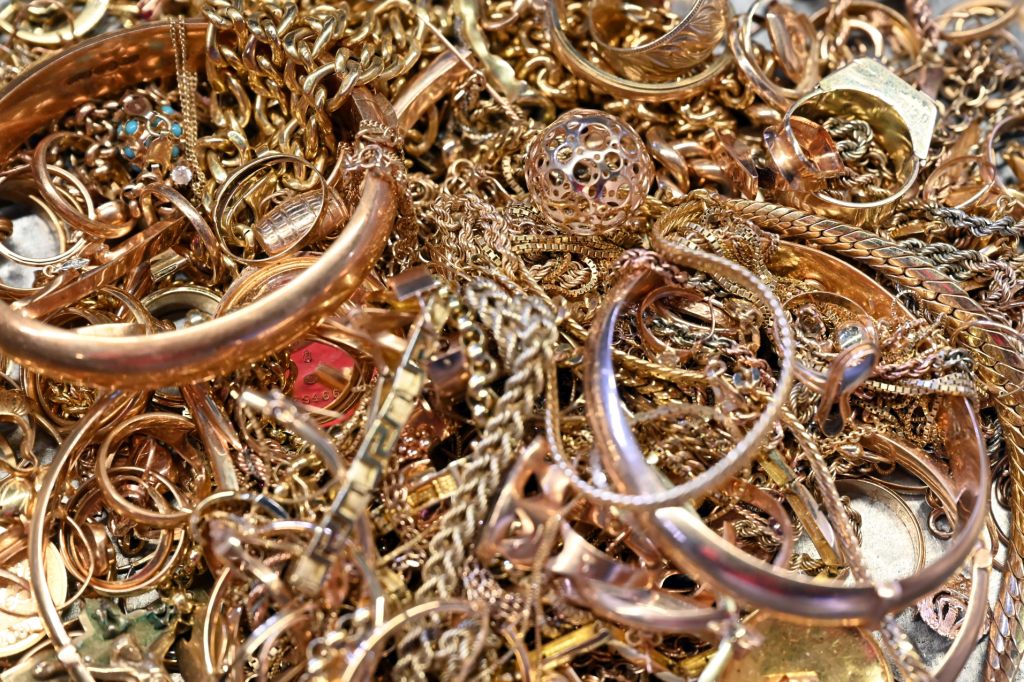 Bevölkerung hortet Altgold im Wert von 17 Milliarden Franken