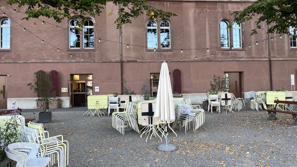 Der goldene Herbst lässt am Rhein die Kassen klingeln