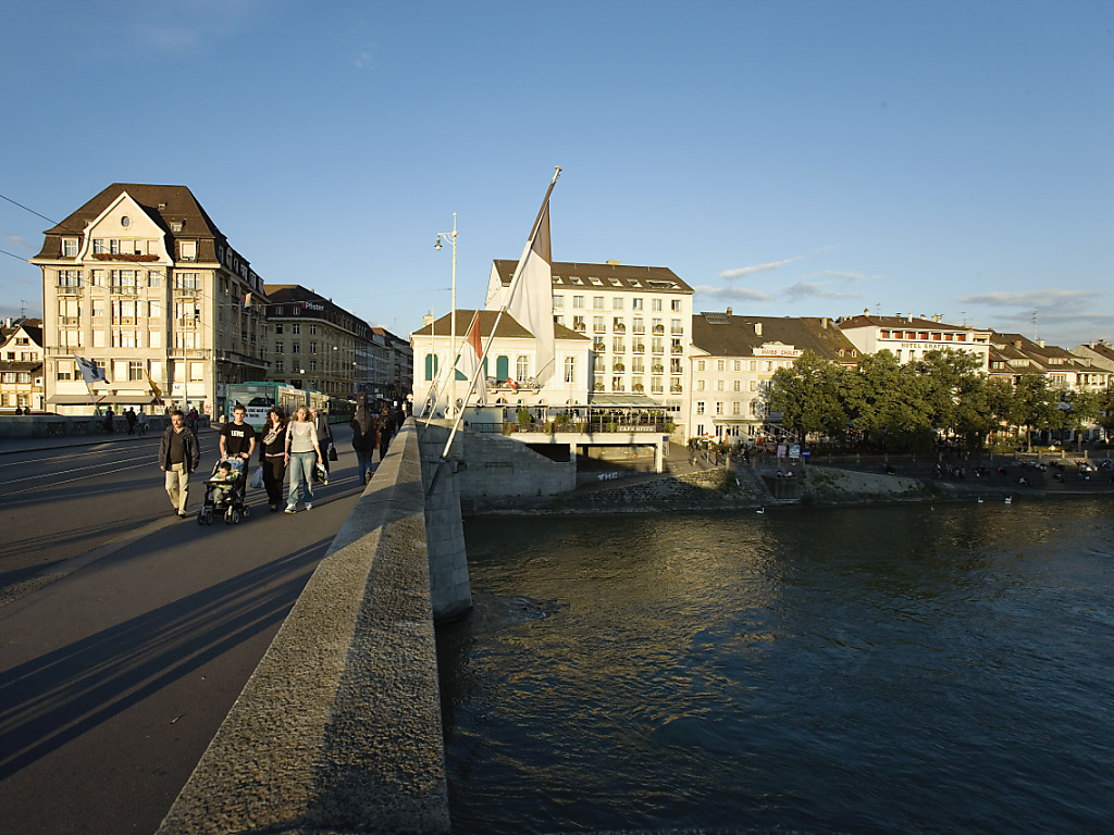 Regierung blickt mit Zuversicht auf Zukunft des Hotels Merian