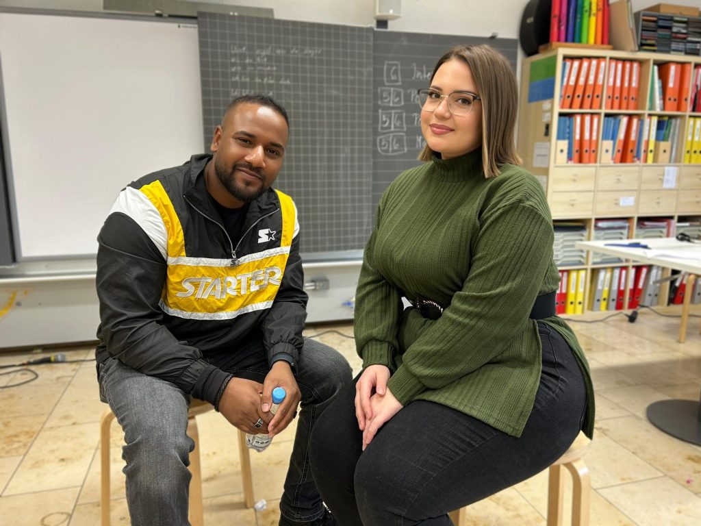 Siga und Vanessa machen Rap für Gehörlose