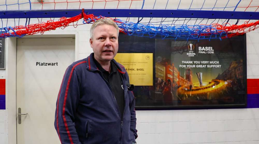 Greenkeeper Marc Studach: «Kunstrasen im Joggeli? Dann bin ich Geschichte»