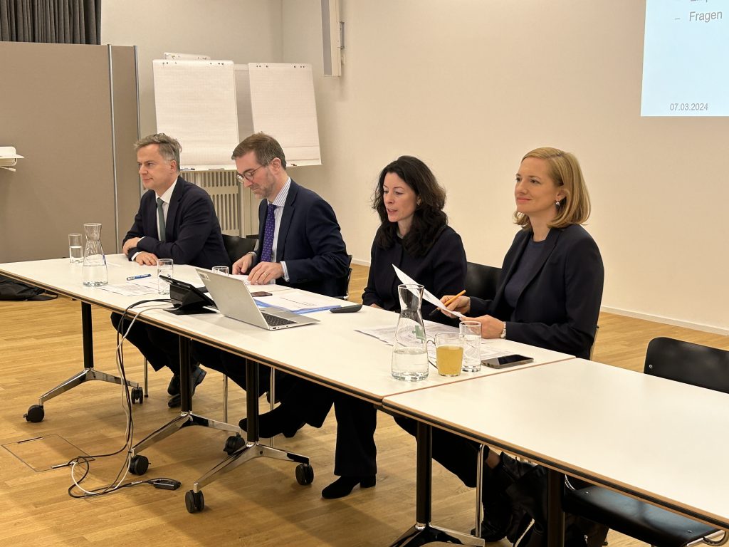 Regierung bleibt dabei: Musical Theater sei bester Standort für ein Hallenbad