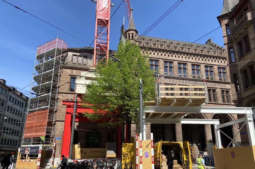 In einem Jahr soll sie bezogen werden, doch die Hauptpost hat noch keinen Mieter gefunden