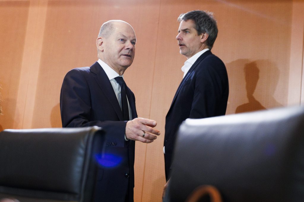 Berlin erlaubt Ukraine Waffeneinsatz gegen Ziele in Russland