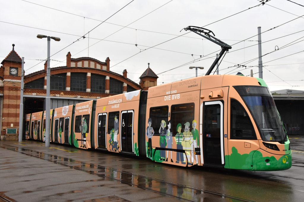 Nachhaltigkeitstram der BVB ab sofort unterwegs