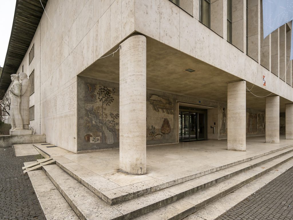 Landrat will nichts wissen von Univertrags-Kündigung