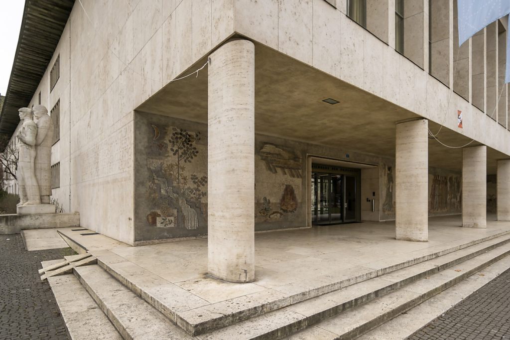 Landrat will nichts wissen von Univertrags-Kündigung