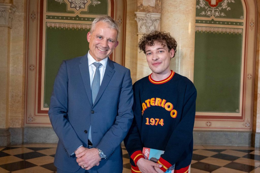 Bundesrat Jans sieht Nemos ESC-Sieg als Glücksfall