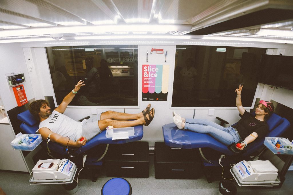 Für Blutspenden gibt es auch in diesem Jahr wieder Pizza & Glace