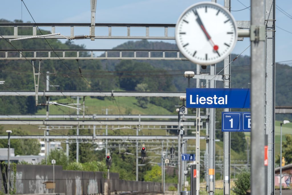 Öffentlicher Verkehr zwischen den beiden Basel soll weiter ausgebaut werden