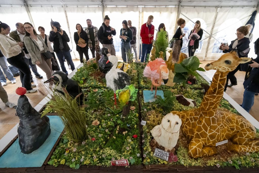 Zoo Basel feiert Jubiläum mit riesiger Torte