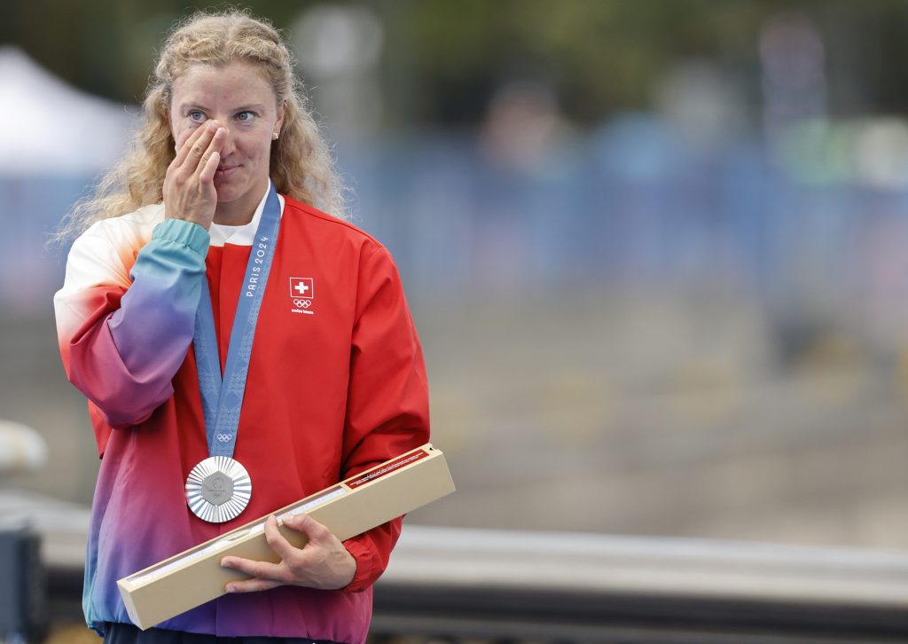Zweite Medaille für die Schweiz: Julie Derron gewinnt Silber im Triathlon
