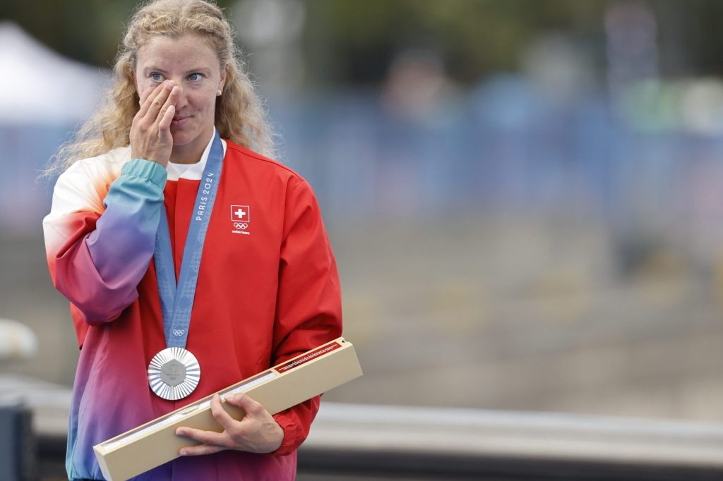 Zweite Medaille für die Schweiz: Julie Derron gewinnt Silber im Triathlon
