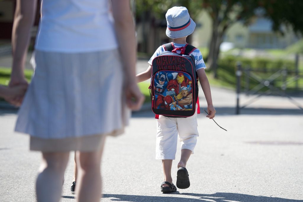 VCS beider Basel lanciert Petition für Schulstrassen