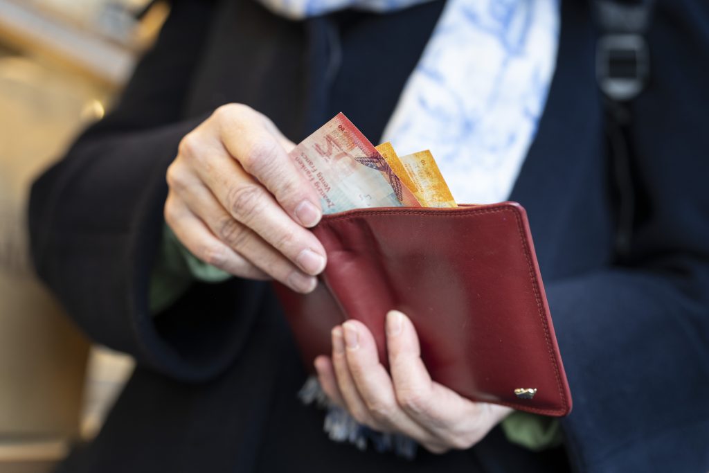 Kantons-Überschuss würde Steuerzahlenden über 2’500 Franken bescheren