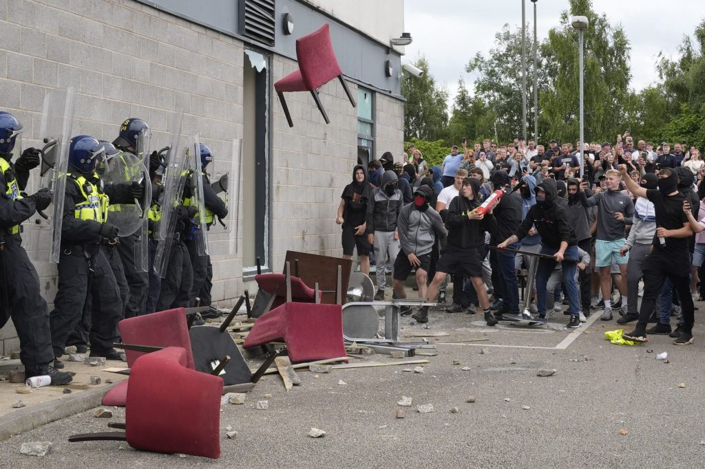 Wieso in Grossbritannien die Situation gerade eskaliert