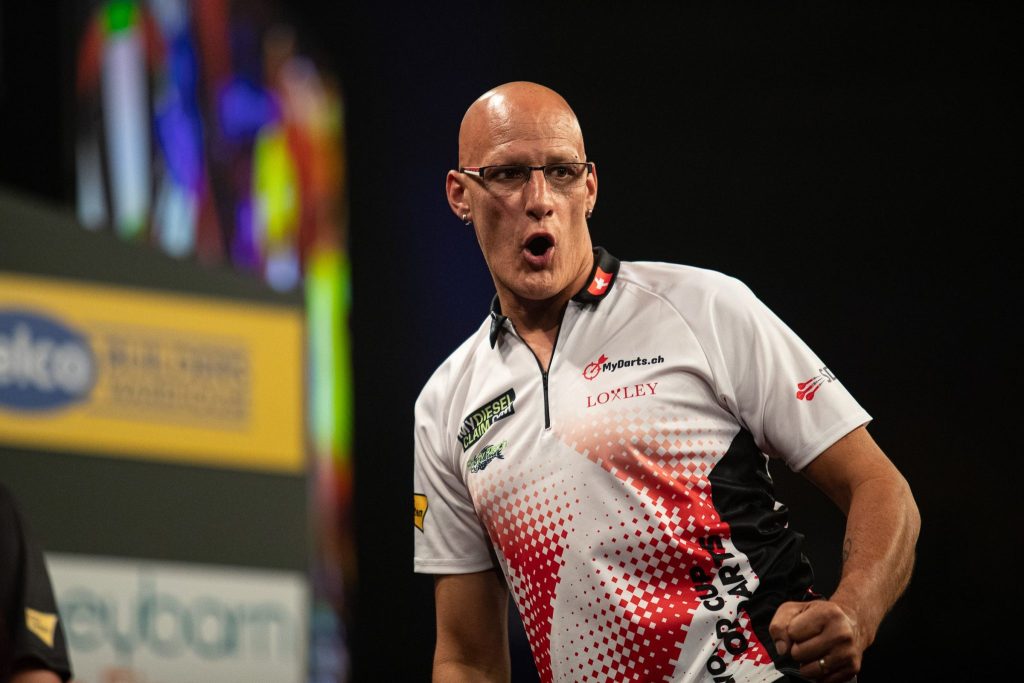 Darts-Profi Marcel Walpen will die Jugend für den Sport begeistern
