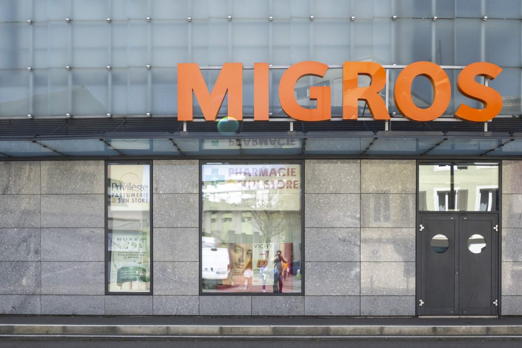 SportX schliesst und Claramarkt eröffnet einen Migros Outlet