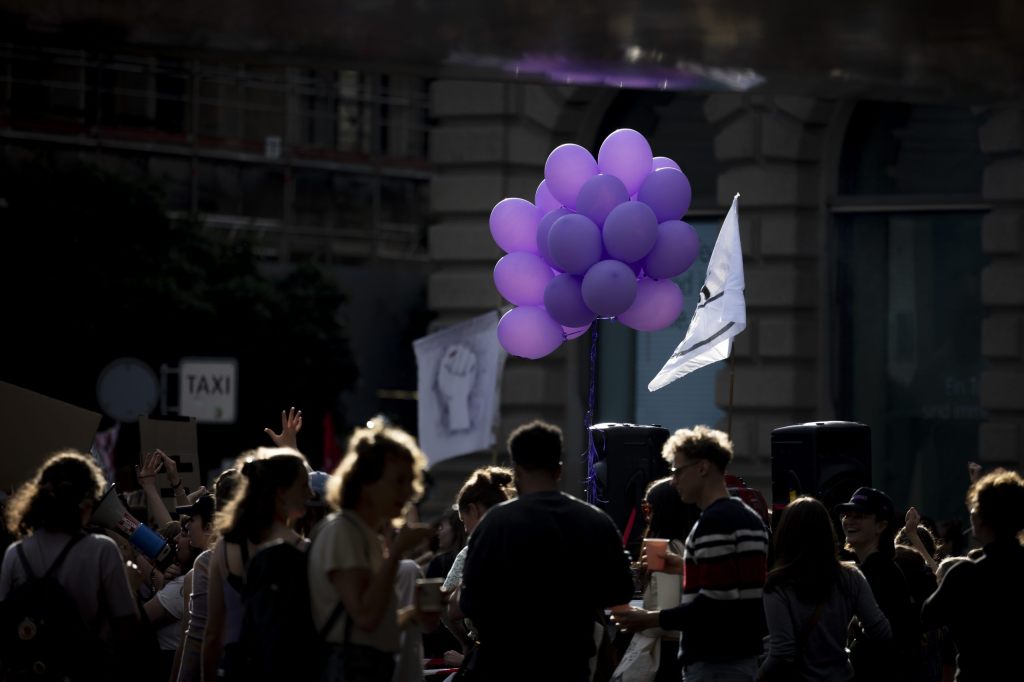 Lohnungleichheit überwinden: Die Geschichte des International Equal Pay Day