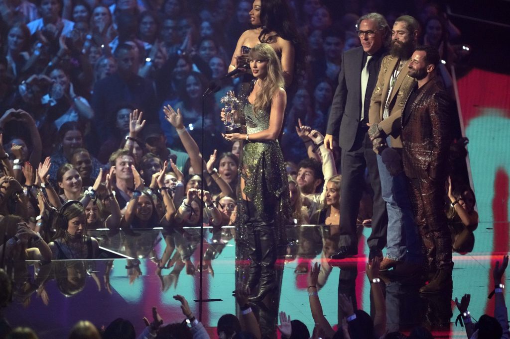 Taylor Swift schreibt bei MTV Video Music Awards Geschichte