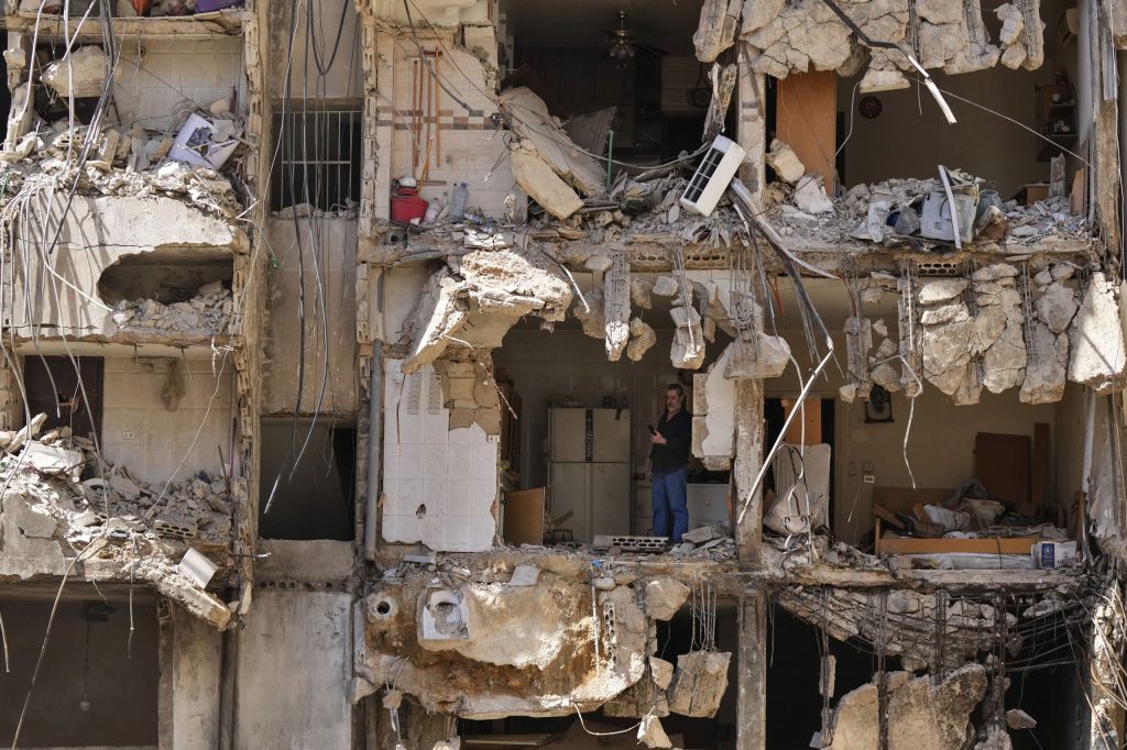 Fast 500 Tote bei israelischen Angriffen im Libanon