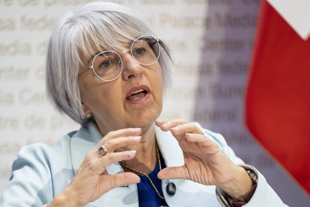 Baume-Schneider kündigt Gespräche mit Gesundheitsbranche an