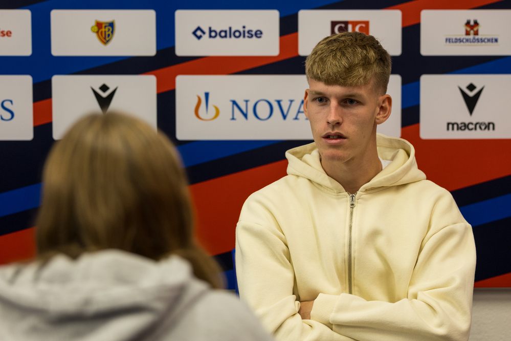 Mit 18 Jahren von Berlin nach Basel: Anton Kade im Interview