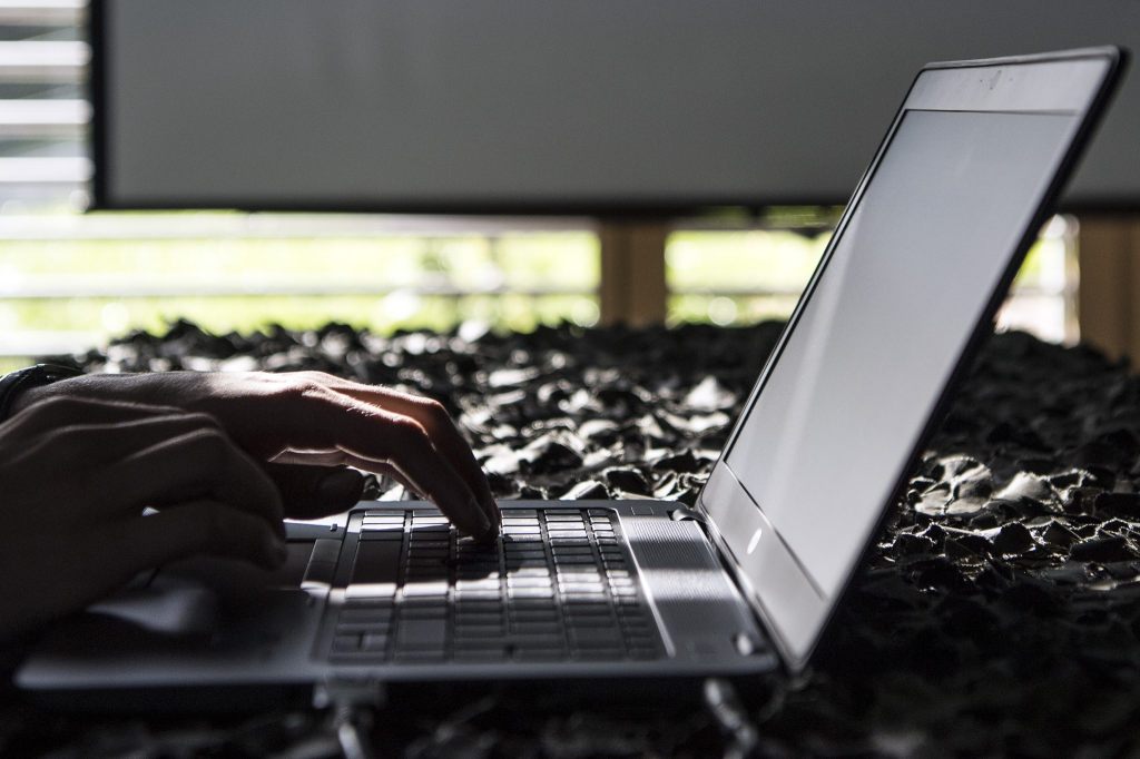 Nachrichtendienst warnt: Immer mehr Spionage und Propaganda aus der Schweiz