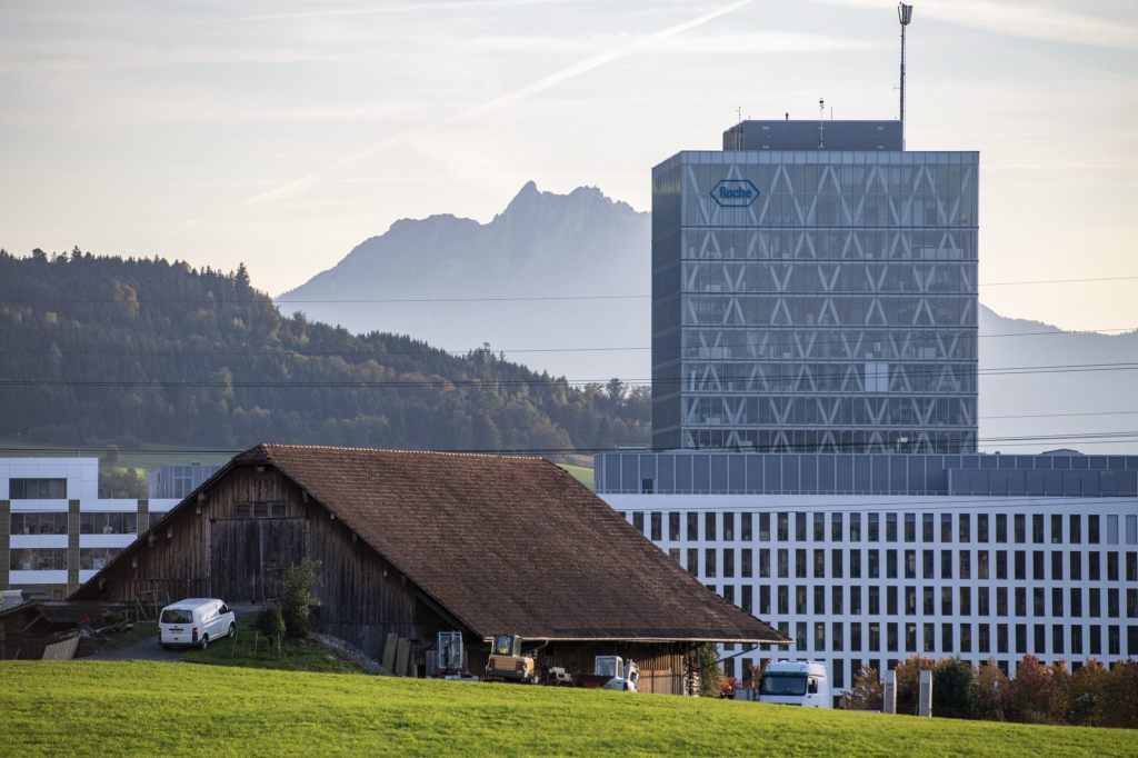 Roche legt Grundstein für 215 Millionen-Neubau in Rotkreuz