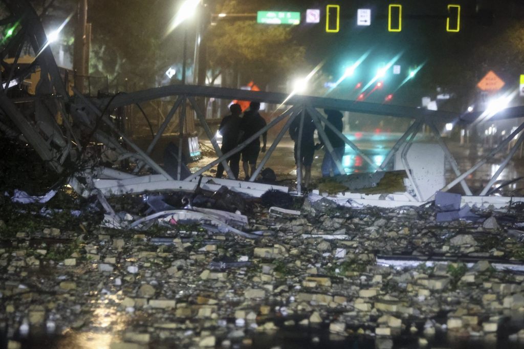 Zerstörung in Florida durch Hurrikan – weiter Gefahr