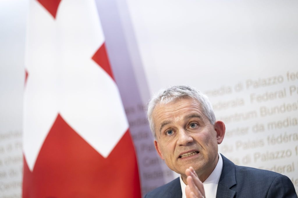 Bundesrat Beat Jans verteidigt die Asylpolitik der Schweiz