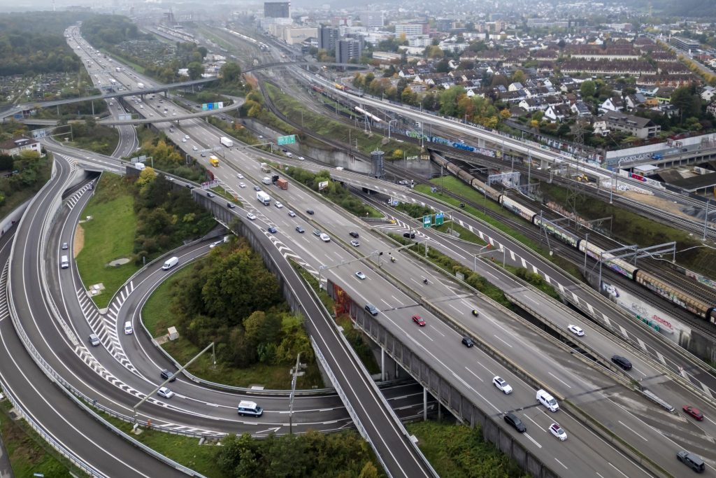 Eine knappe Mehrheit ist für den Ausbau der Autobahnen