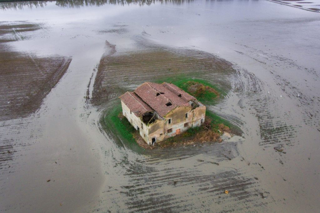 Tausende in Italien nach heftigem Regen evakuiert
