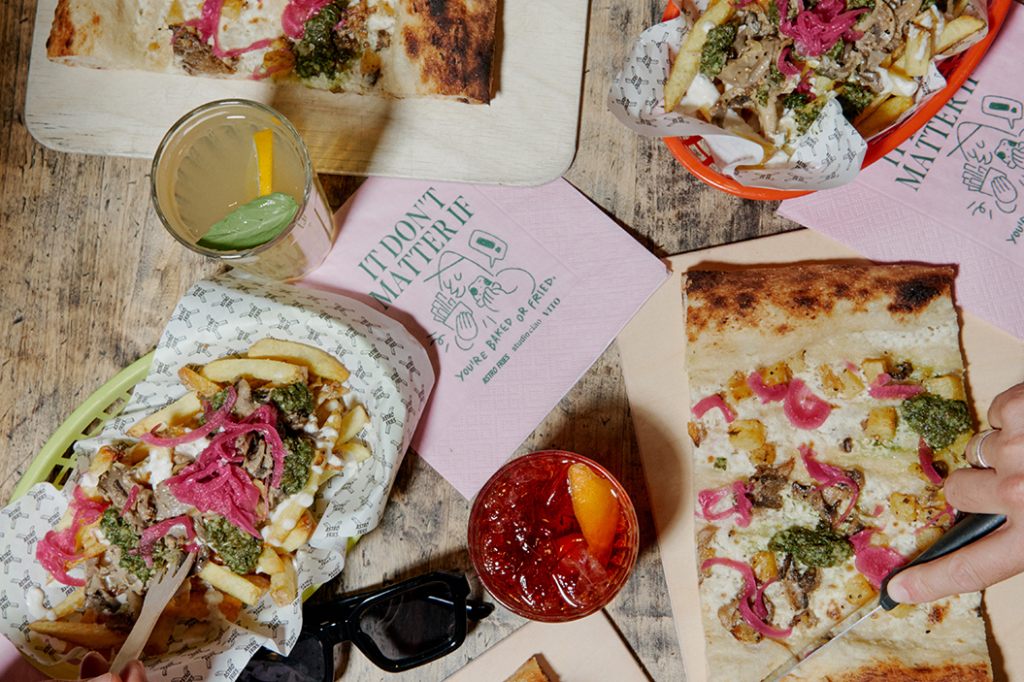 Vito und Astrofries spannen im Herbst zusammen