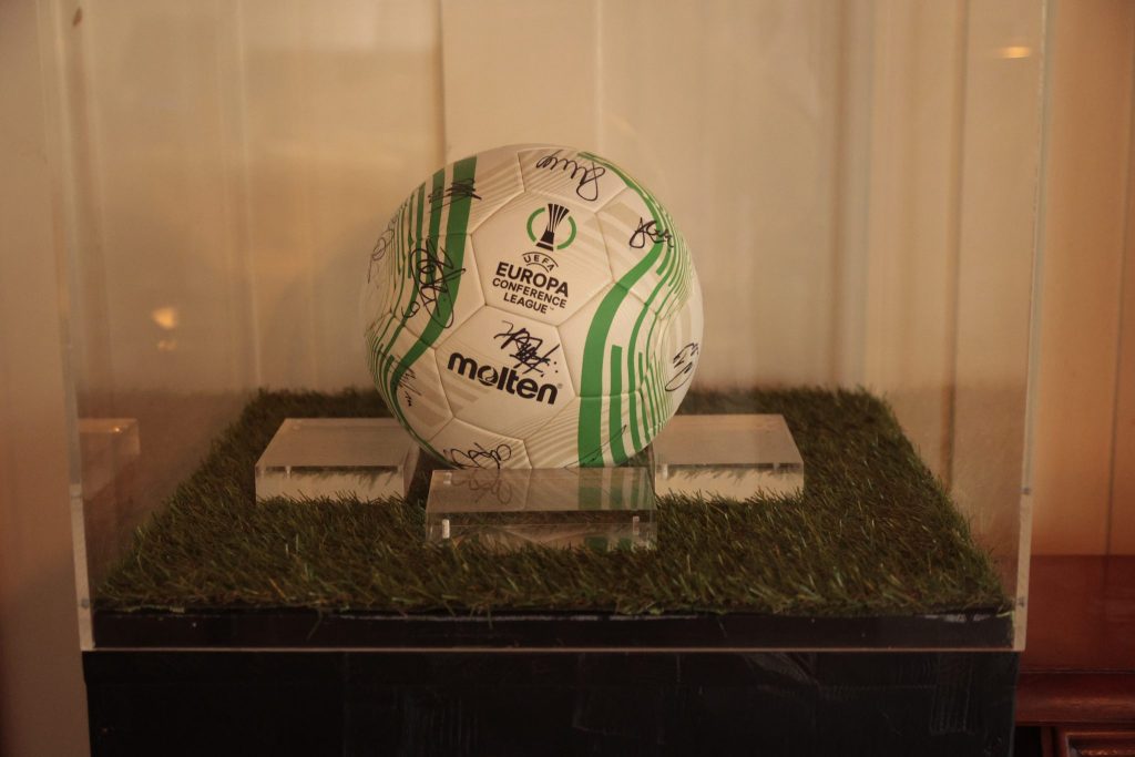 Fussballkulturbar Didi Offensiv wird zehn Jahre alt: Das Herzensprojekt am Erasmusplatz