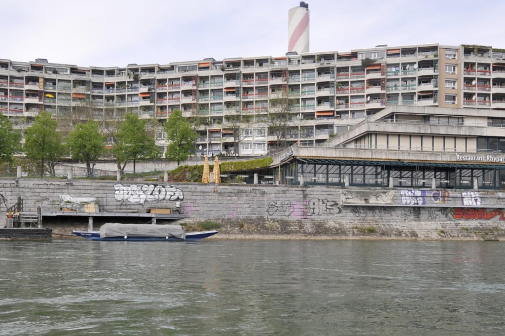 Helvetia verkaufte Rhypark-Siedlung wegen des Wohnschutz-Gesetzes