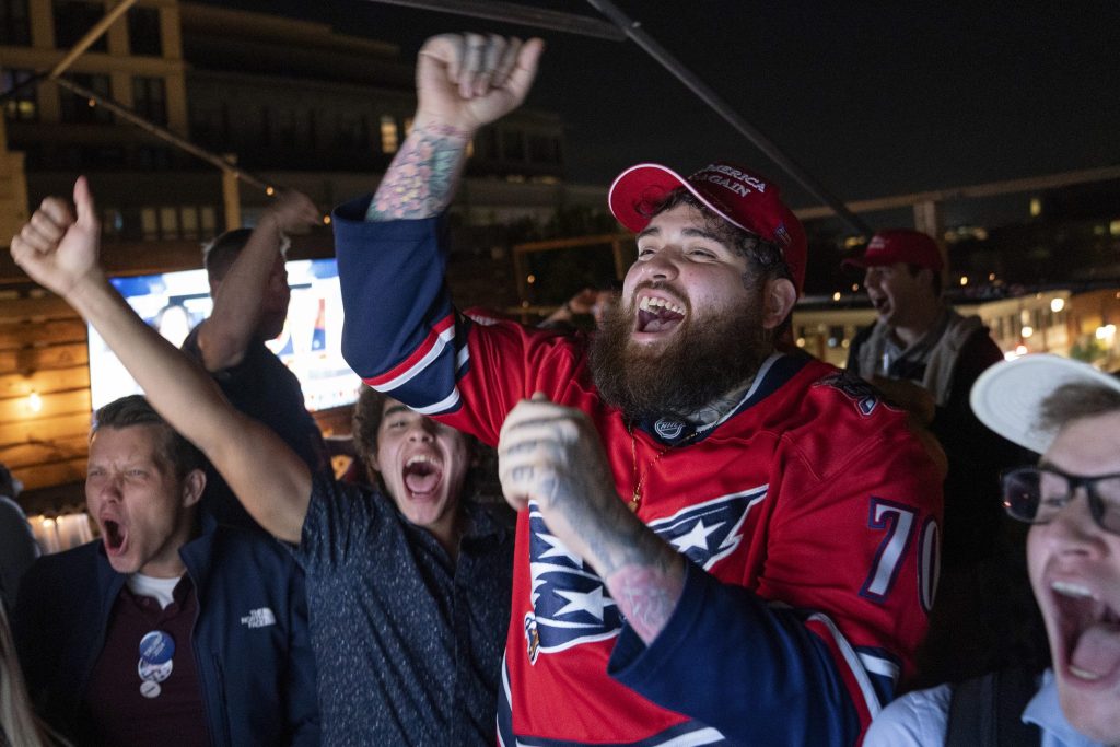 Männer wählten Trump, Frauen eher Harris