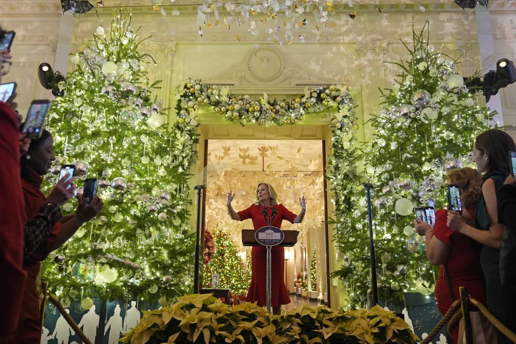 Jill Bidens Weihnachtsdeko: 165’075 Lichter im Weissen Haus