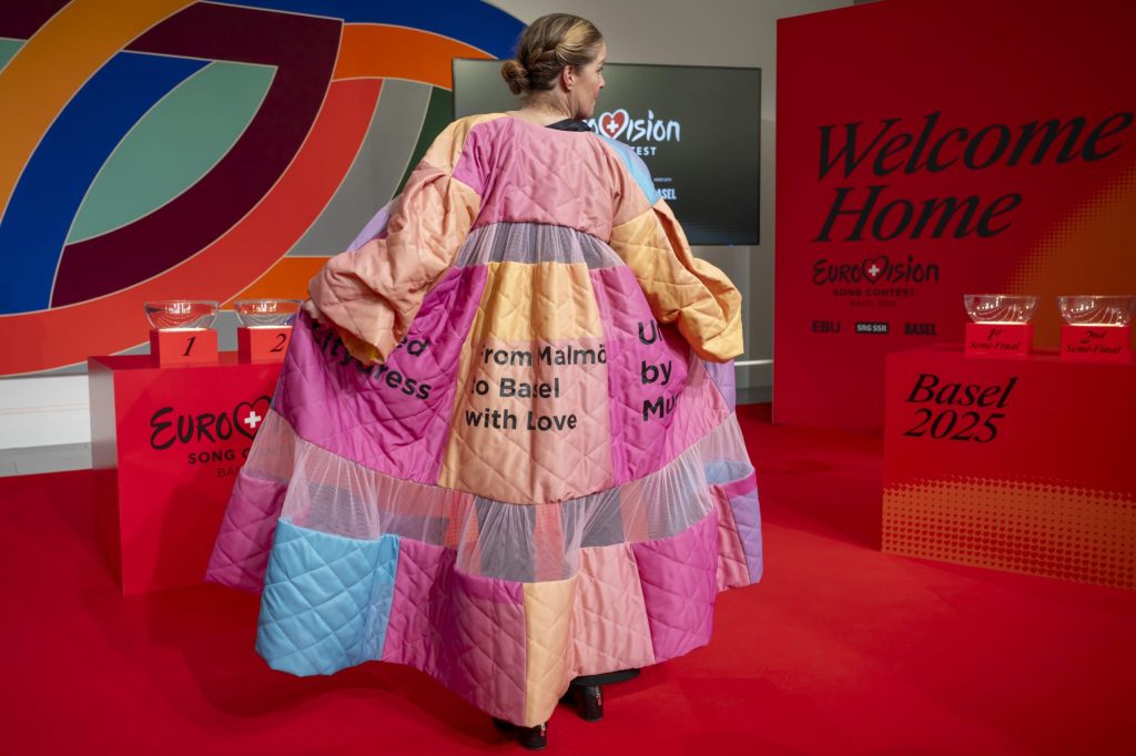 Mit Nemos Umhang ist der ESC offiziell in Basler Händen